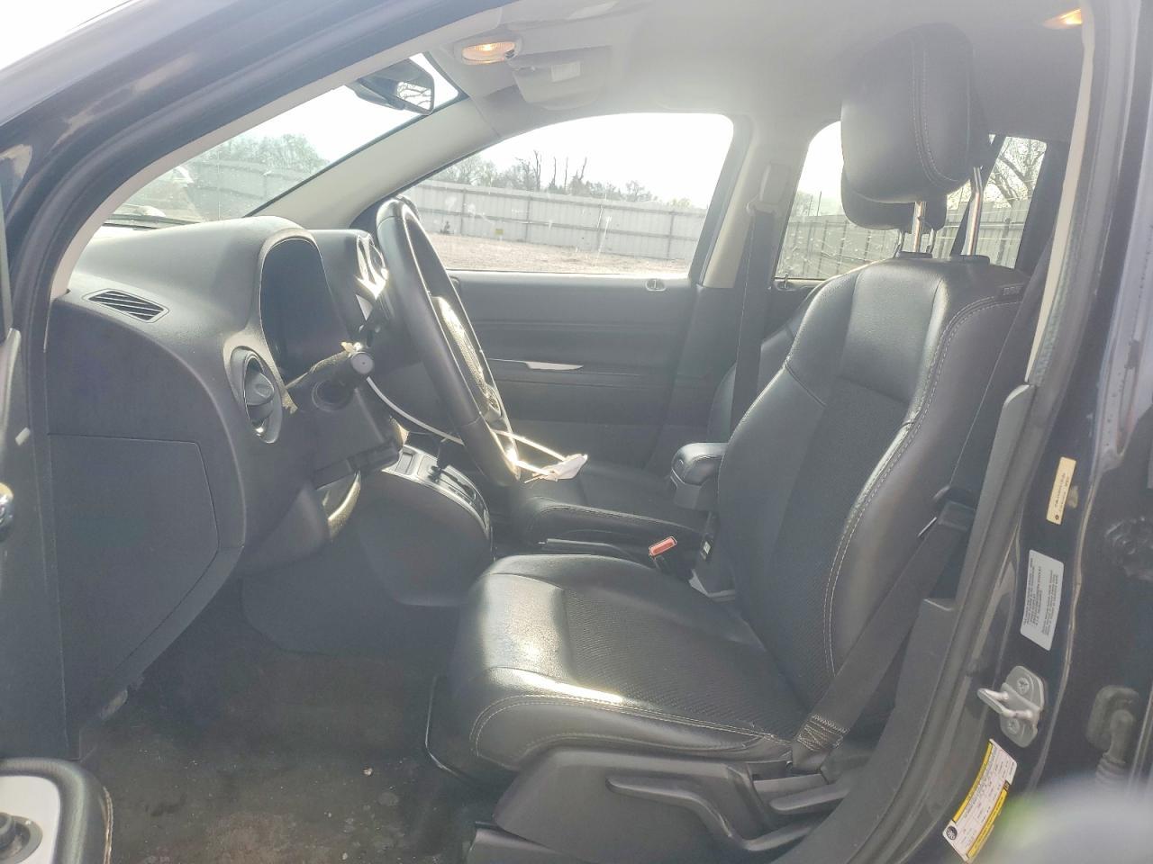 2015 Jeep Compass Latitude - zdjęcie 7