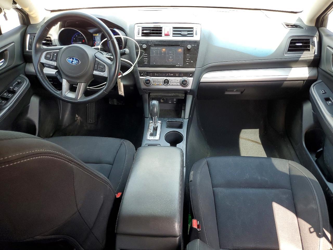 2017 Subaru Legacy 2.5I Premium - zdjęcie 8