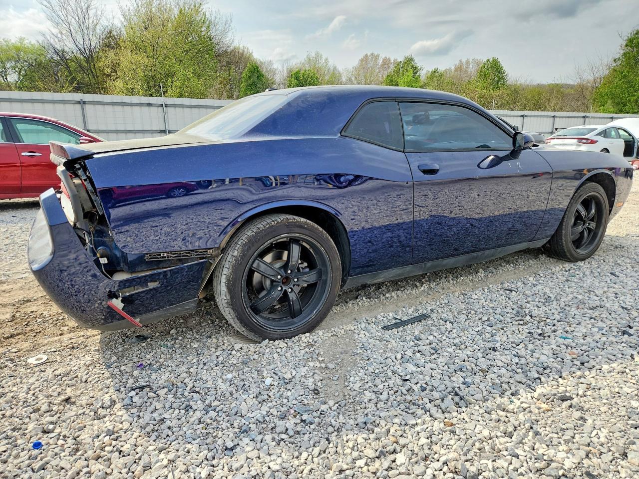 2014 Dodge Challenger Sxt - zdjęcie 3