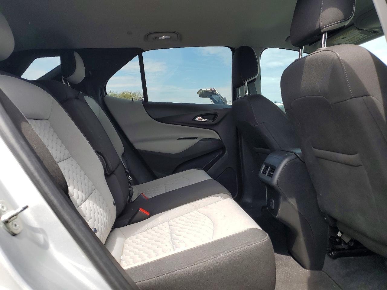 2019 Chevrolet Equinox Ls - zdjęcie 11