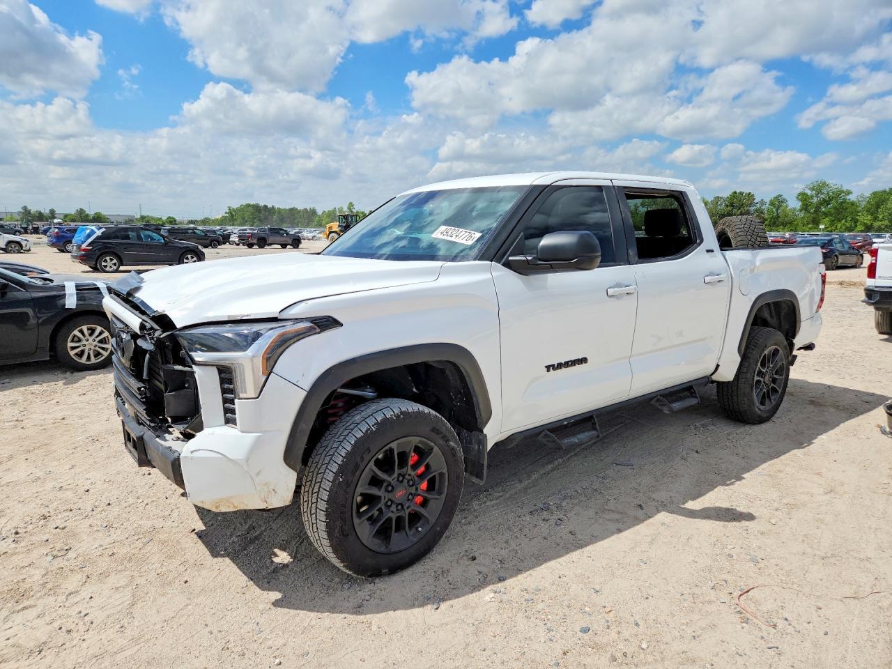 2025 Toyota Tundra Sr5 - zdjęcie główne