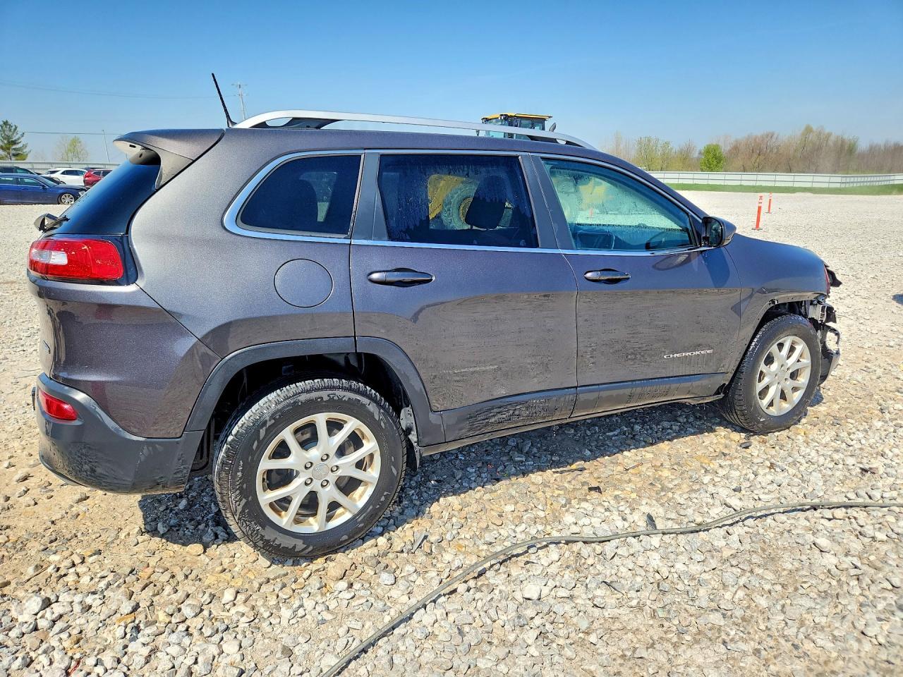 2016 Jeep Cherokee Latitude - zdjęcie 3