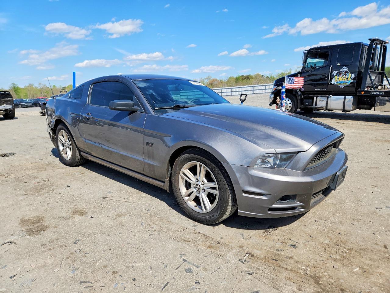 2014 Ford Mustang - zdjęcie 4