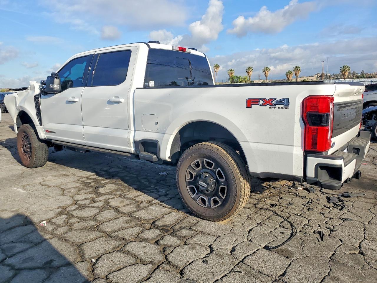 2026 Ford F250 Super Duty - zdjęcie 2