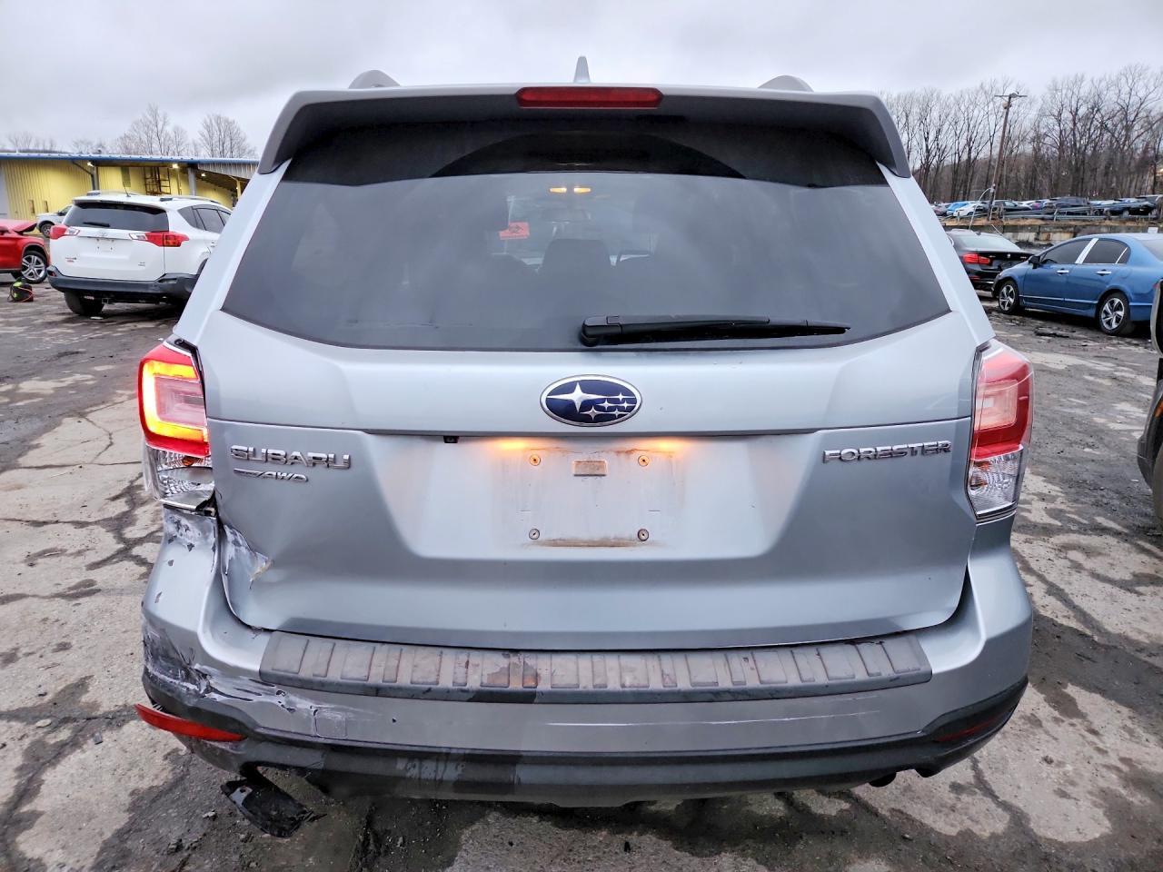 2018 Subaru Forester 2.5I Premium - zdjęcie 6