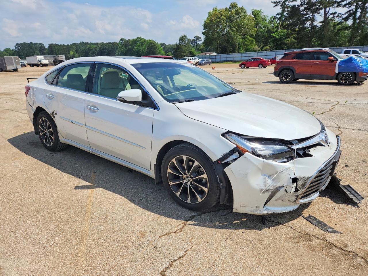 2016 Toyota Avalon Xle Plus - zdjęcie 4