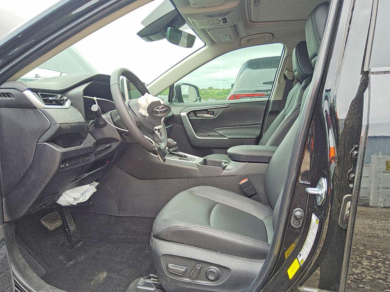 2025 Toyota Rav4 Xle Premium - zdjęcie 7