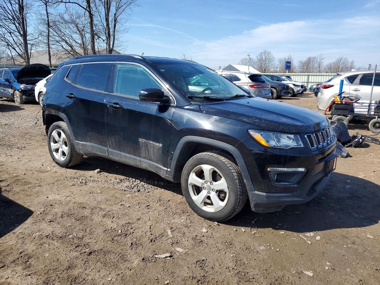 2020 Jeep Compass Latitude - zdjęcie 4