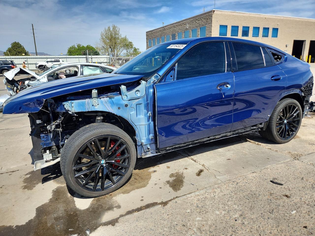 2022 BMW X6 M50I - zdjęcie główne