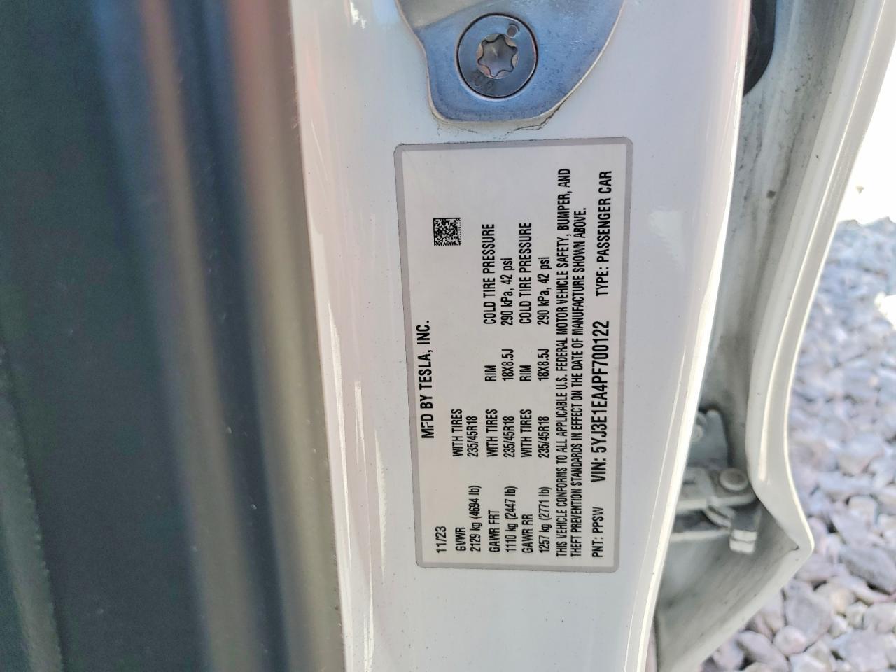 2023 Tesla Model 3 - zdjęcie 13