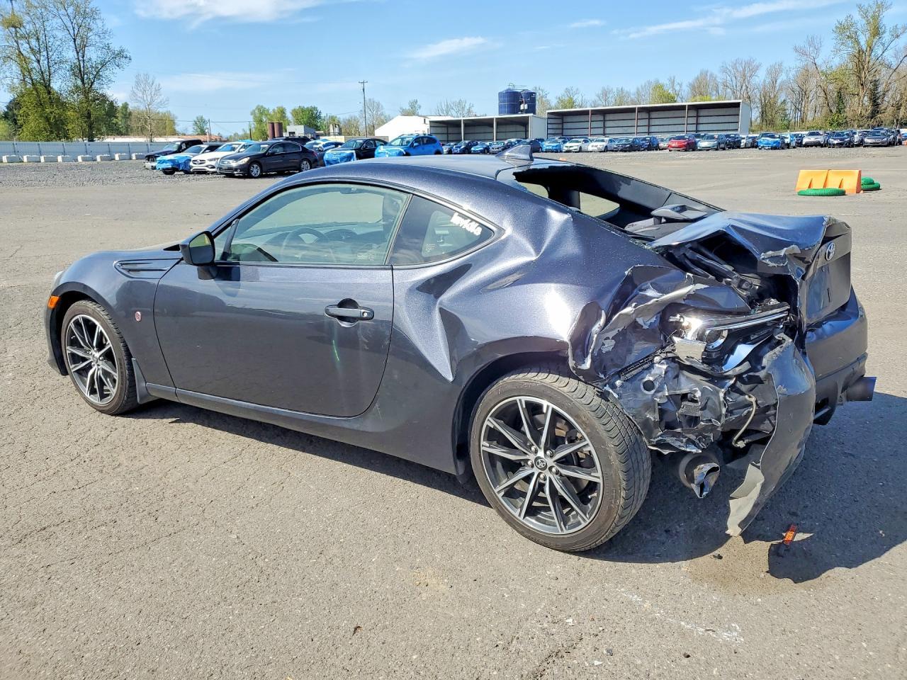 2017 Toyota 86 Base - zdjęcie 2