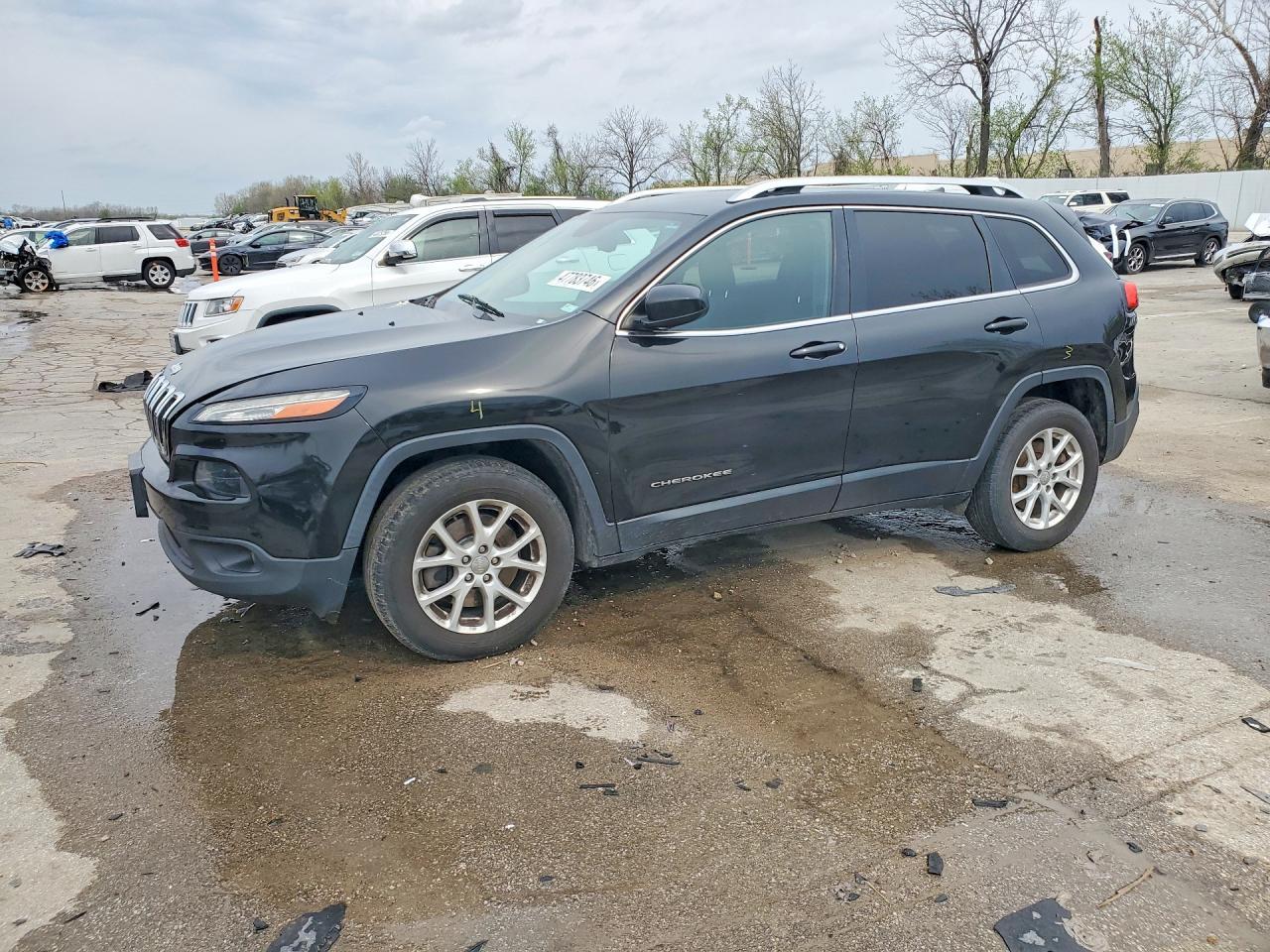 2016 Jeep Cherokee Latitude - zdjęcie główne