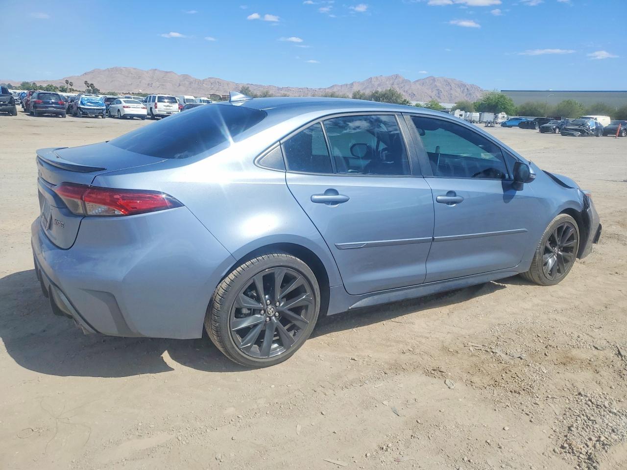 Toyota Corolla - zdjęcie 3