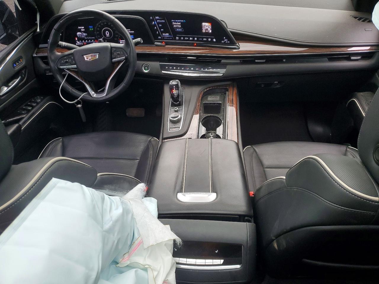 2024 Cadillac Escalade Premium Luxury - zdjęcie 8