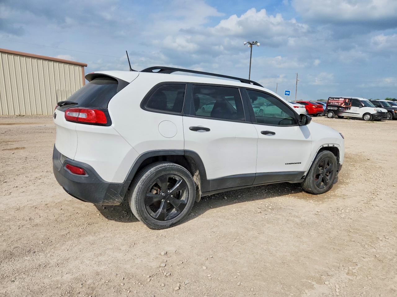 2017 Jeep Cherokee Sport - zdjęcie 3