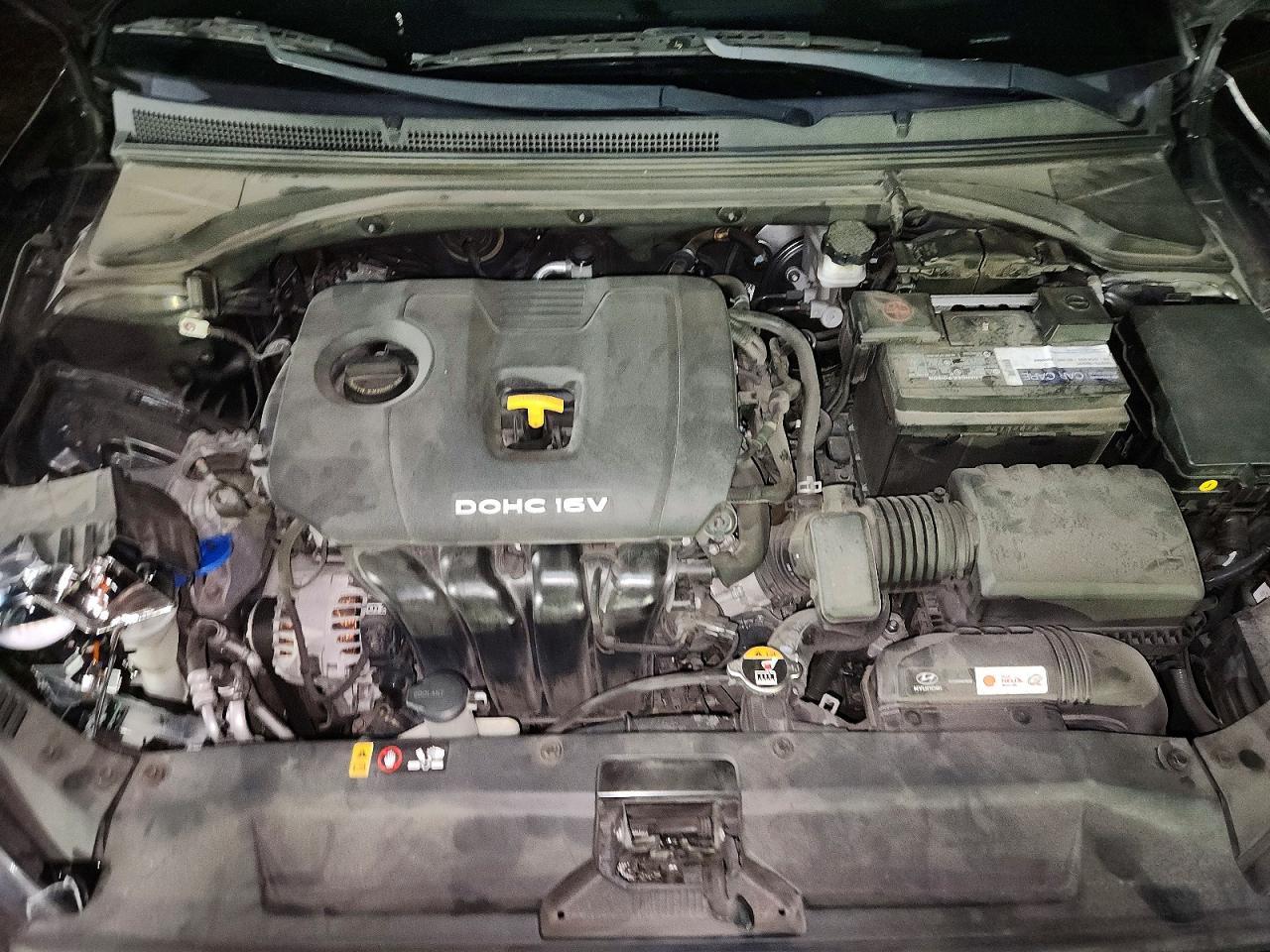 2020 Hyundai Veloster Base - zdjęcie 12