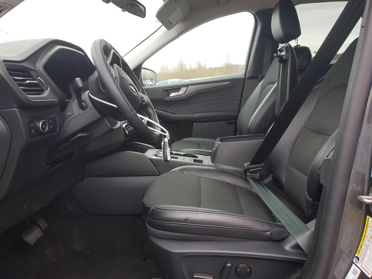 2025 Ford Escape - zdjęcie 7