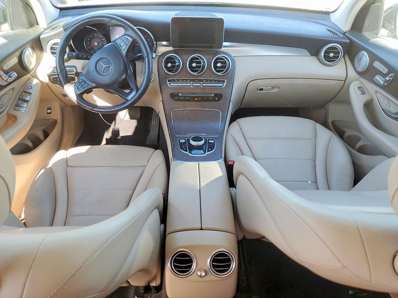 2019 Mercedes-Benz Glc 300 4Matic - zdjęcie 8