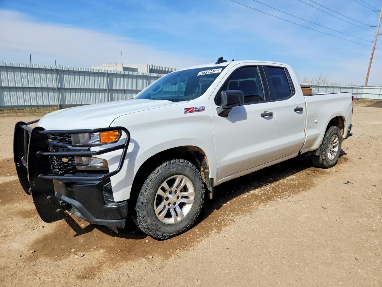 2020 Chevrolet Silverado K1500 - zdjęcie główne