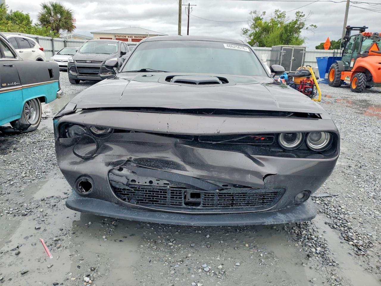 2018 Dodge Challenger R - zdjęcie 5
