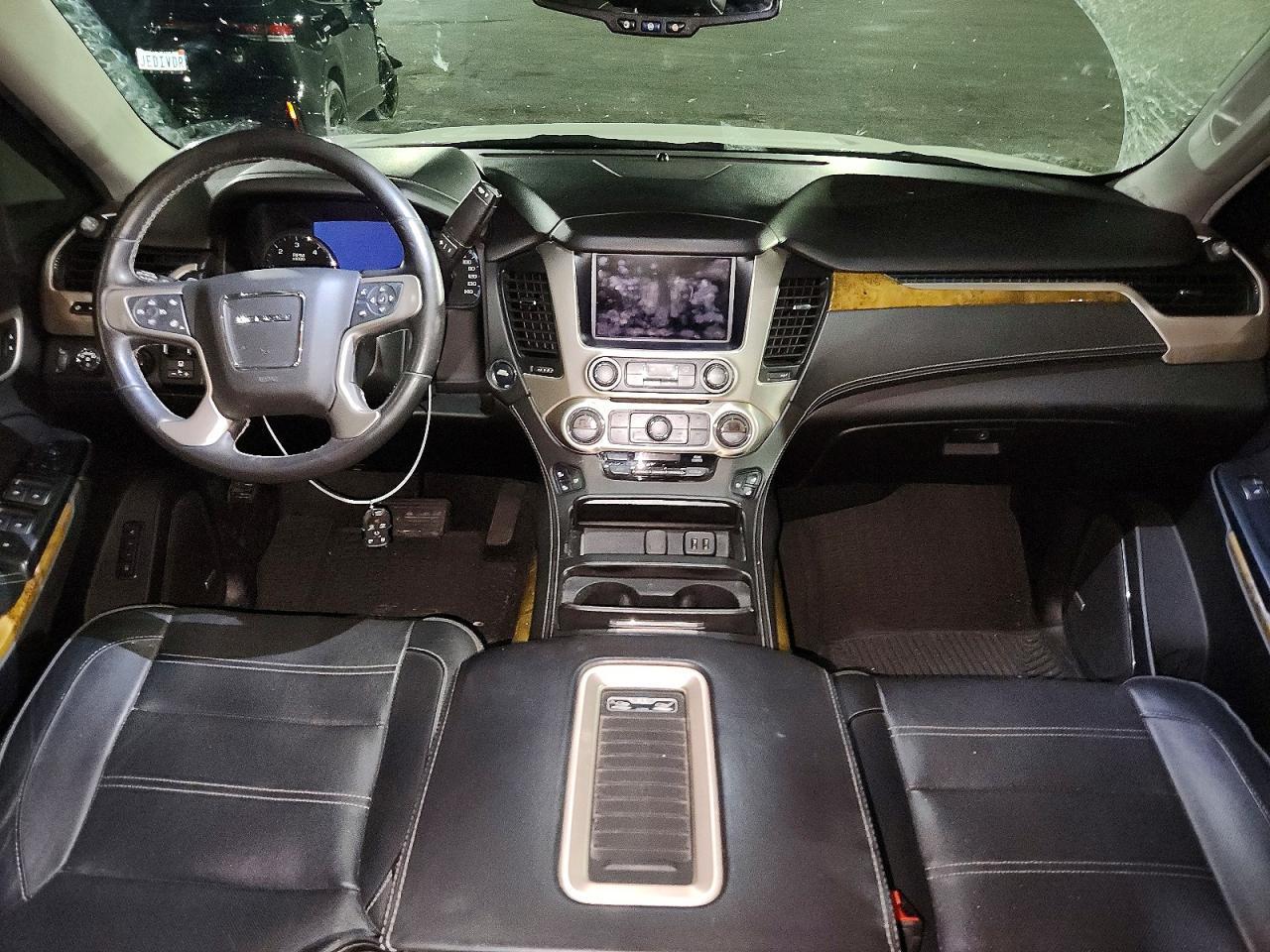 2017 GMC Yukon Xl Denali - zdjęcie 8
