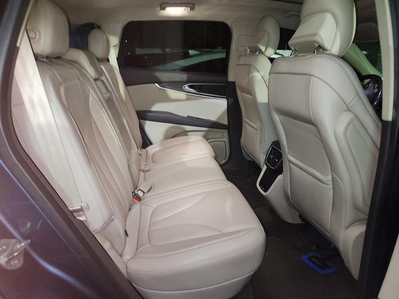 2018 Lincoln Mkx Reserve - zdjęcie 11
