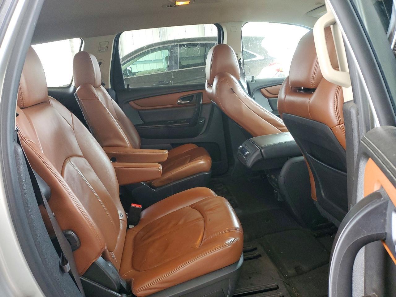 2015 Chevrolet Traverse Lt - zdjęcie 11