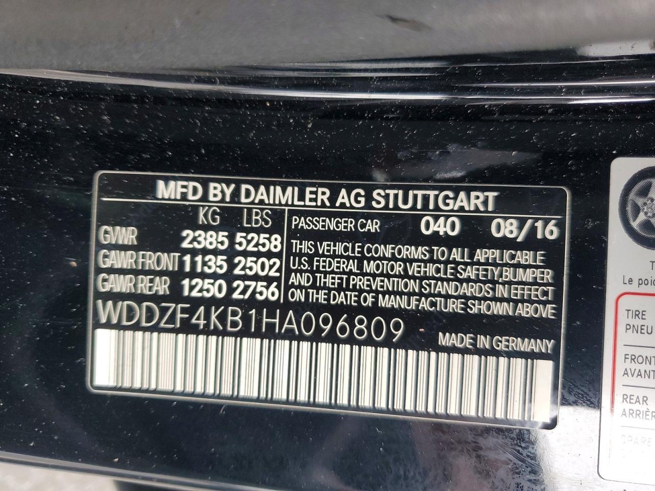 2017 Mercedes-Benz E 300 4Matic - zdjęcie 12
