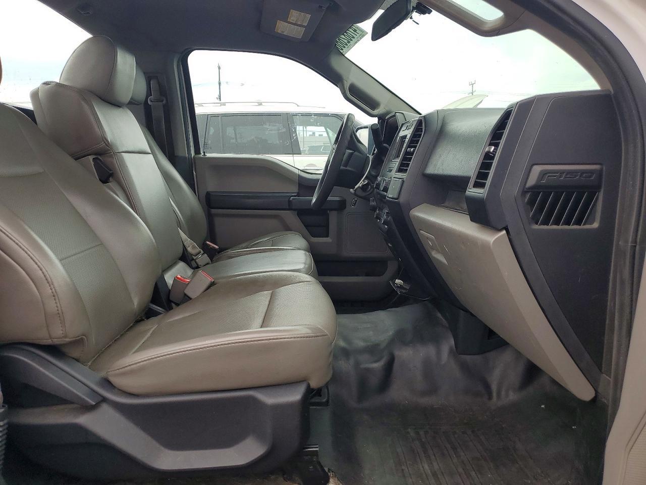 2016 Ford F150 - zdjęcie 10
