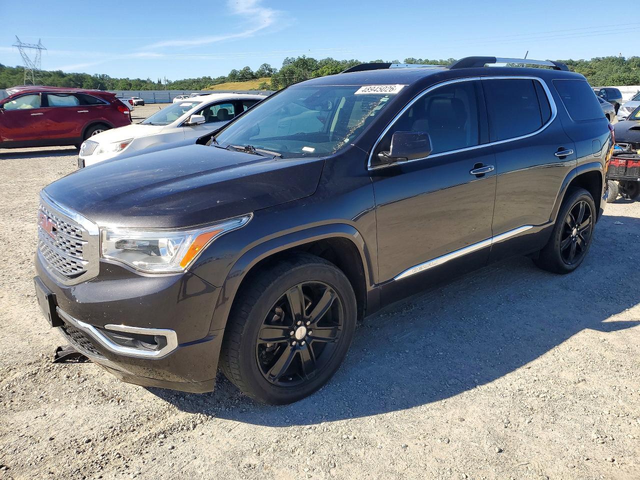 2017 GMC Acadia Denali - zdjęcie główne