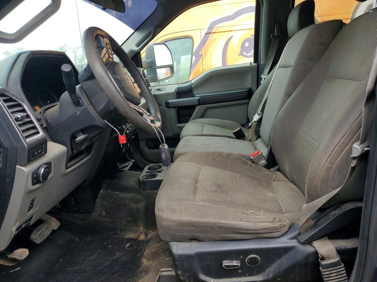 2017 Ford F250 Super Duty - zdjęcie 7