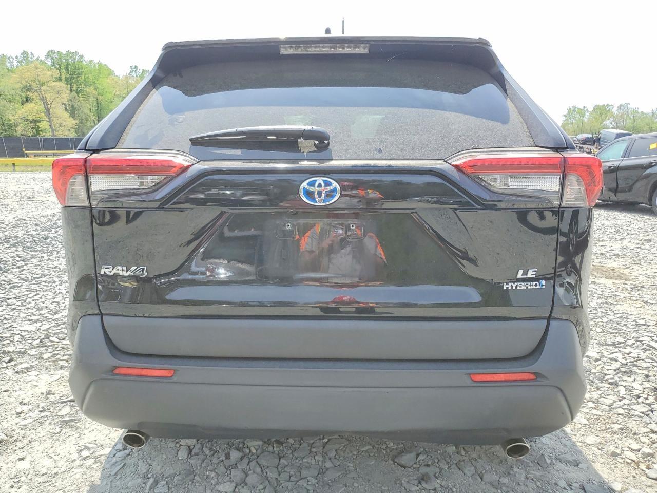 2019 Toyota Rav4 Le - zdjęcie 6
