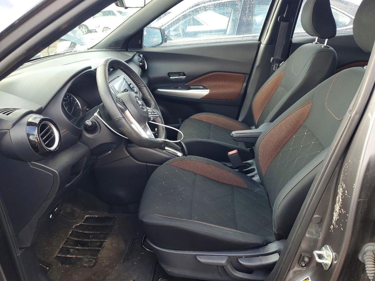 2020 Nissan Kicks Sr - zdjęcie 7