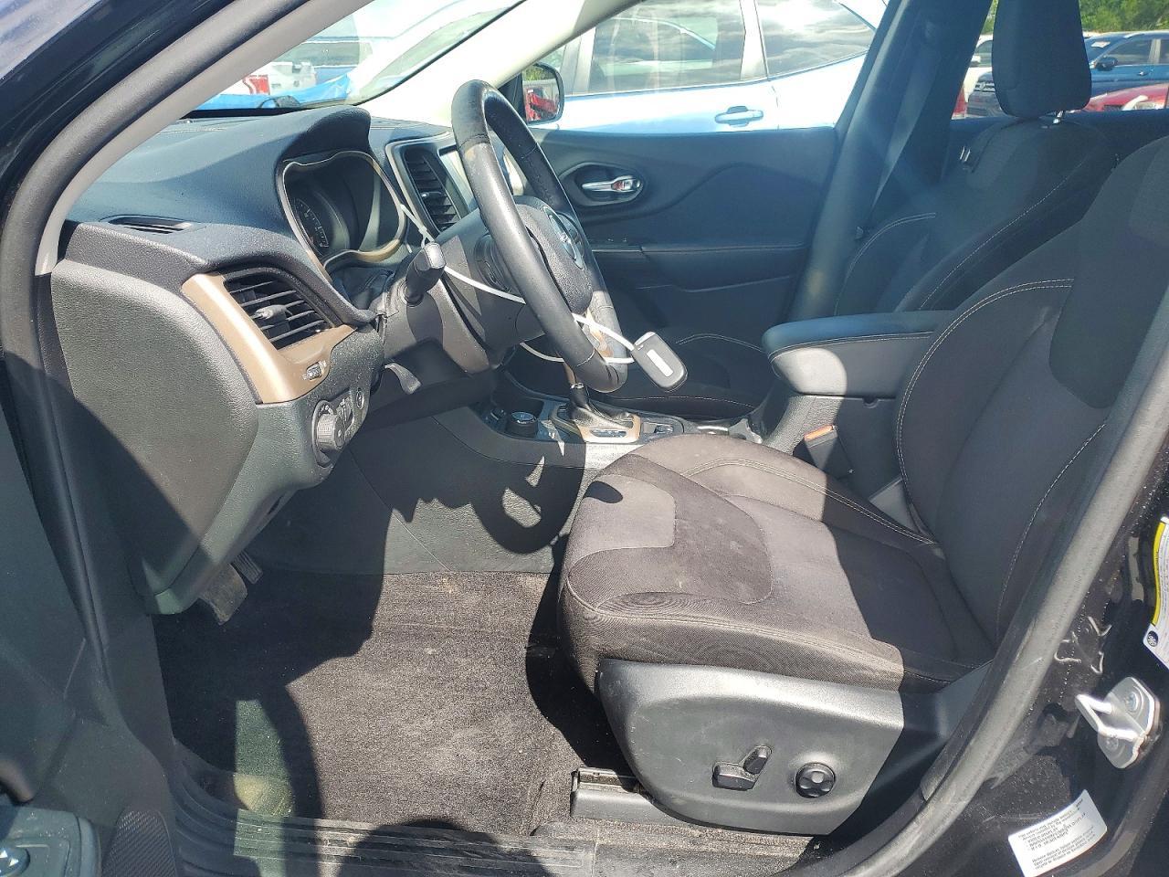 2015 Jeep Cherokee Latitude - zdjęcie 7