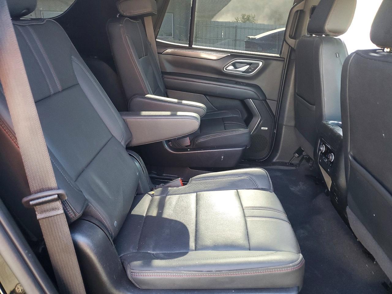 2022 Chevrolet Tahoe K1500 Rst - zdjęcie 11