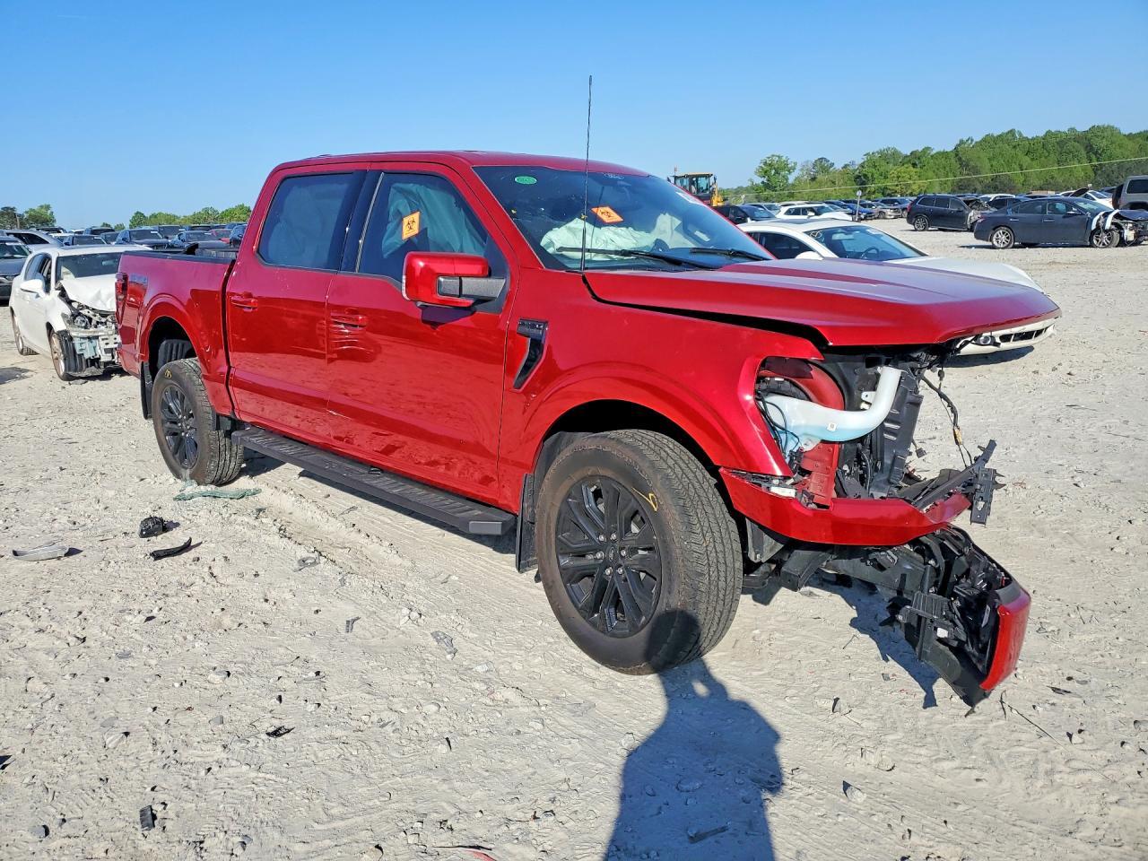 2025 Ford F150 Lariat - zdjęcie 4