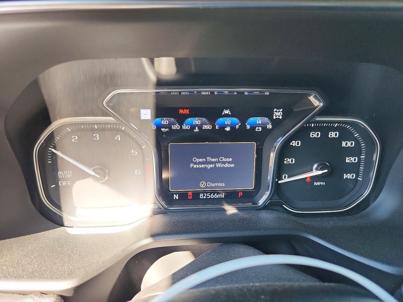 2021 GMC Yukon Denali - zdjęcie 9