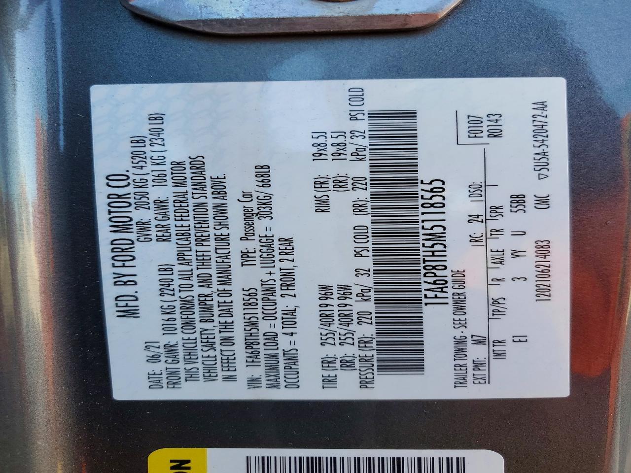 2021 Ford Mustang - zdjęcie 12