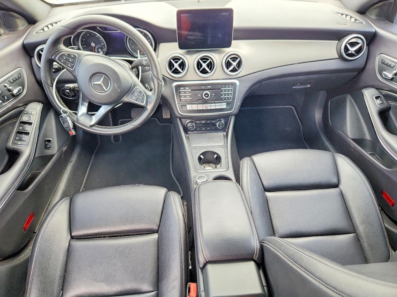 2018 Mercedes-Benz Cla 250 4Matic - zdjęcie 8