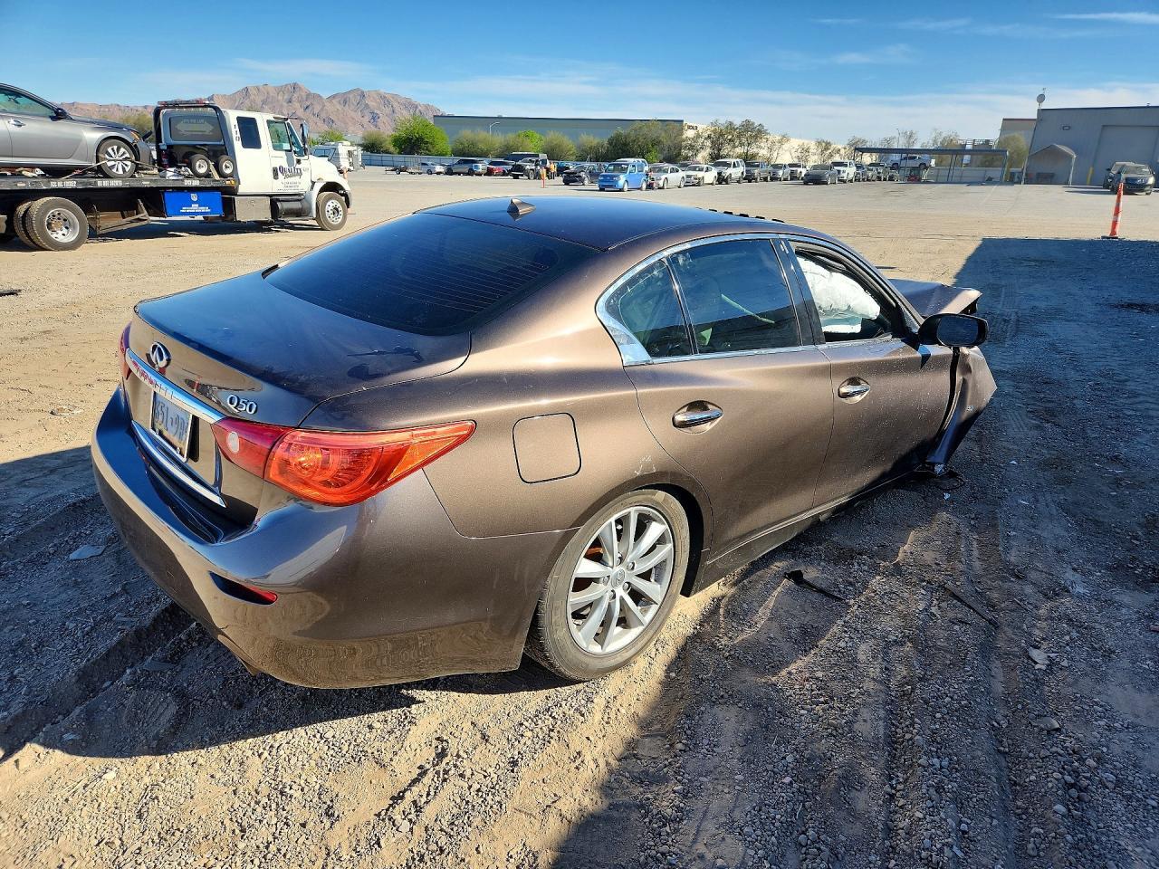2015 Infiniti Q50 Premium - zdjęcie 3
