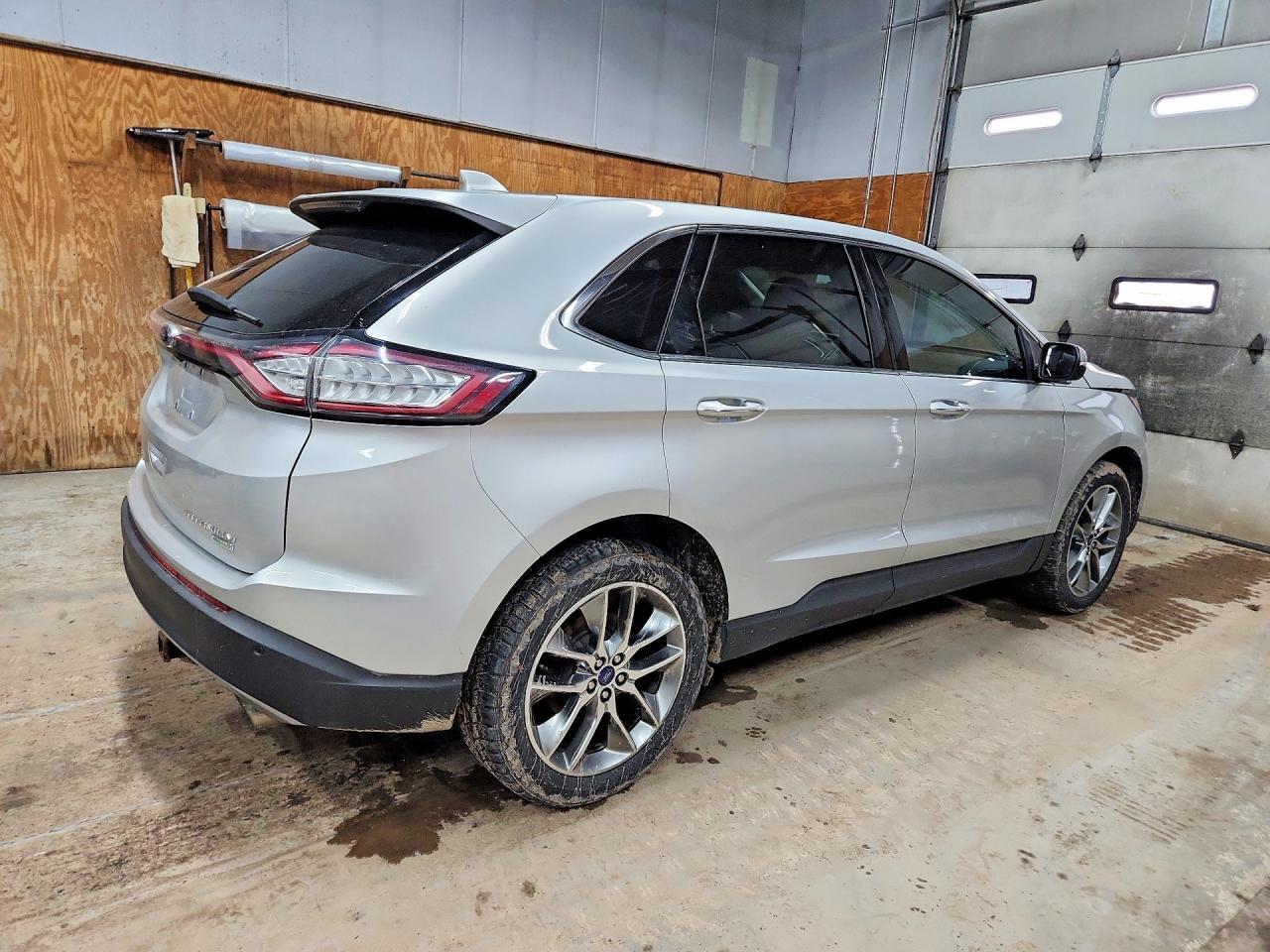 2016 Ford Edge Titanium - zdjęcie 3