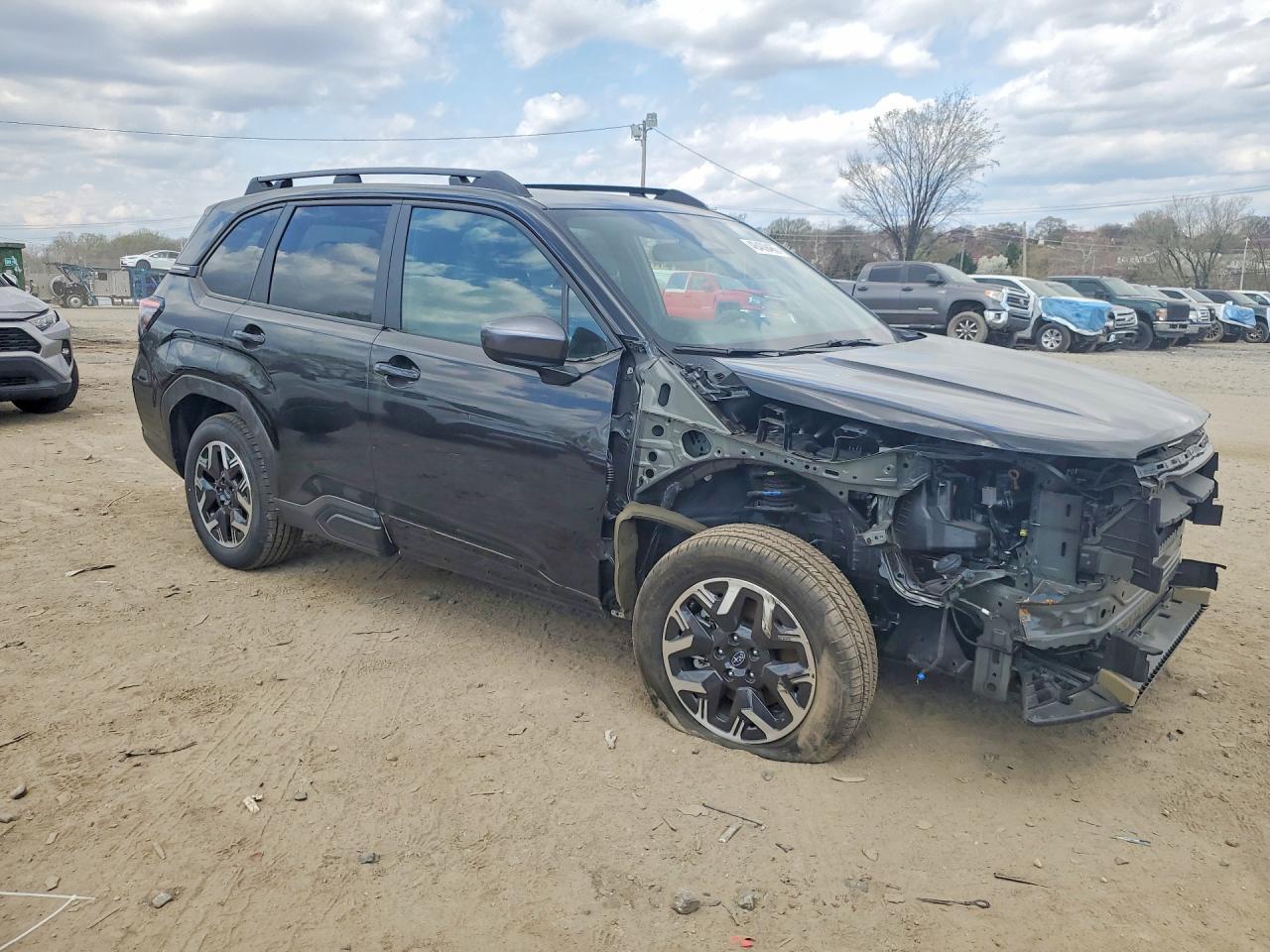 2026 Subaru Forester Premium - zdjęcie 4