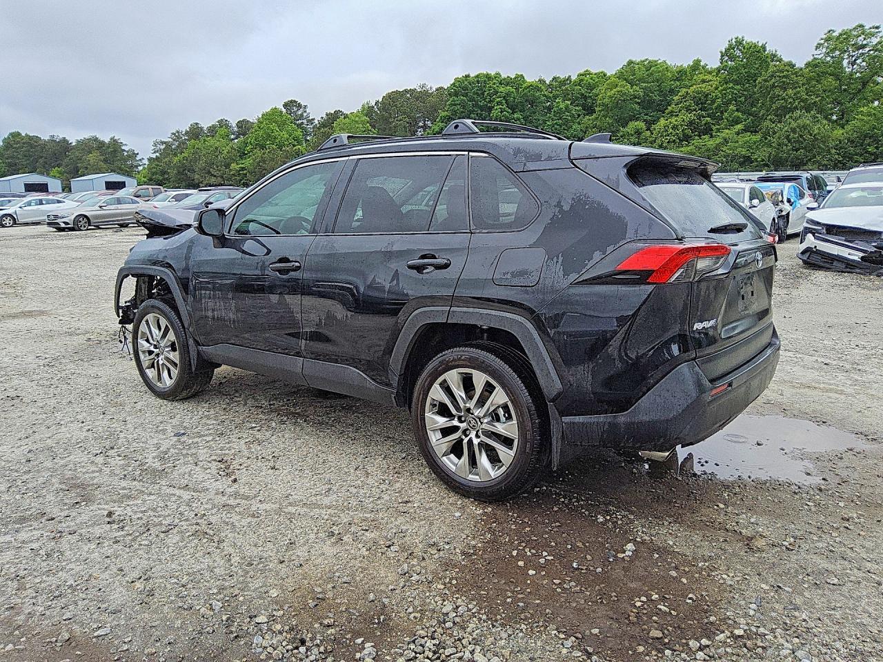 2025 Toyota Rav4 Xle Premium - zdjęcie 2