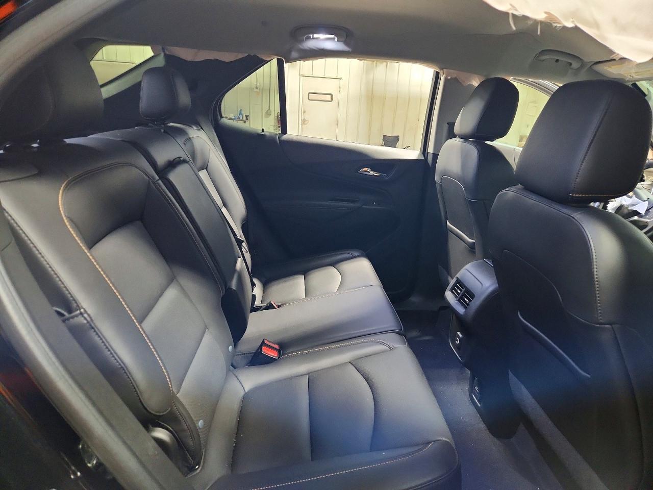 2021 Chevrolet Equinox Premier - zdjęcie 11