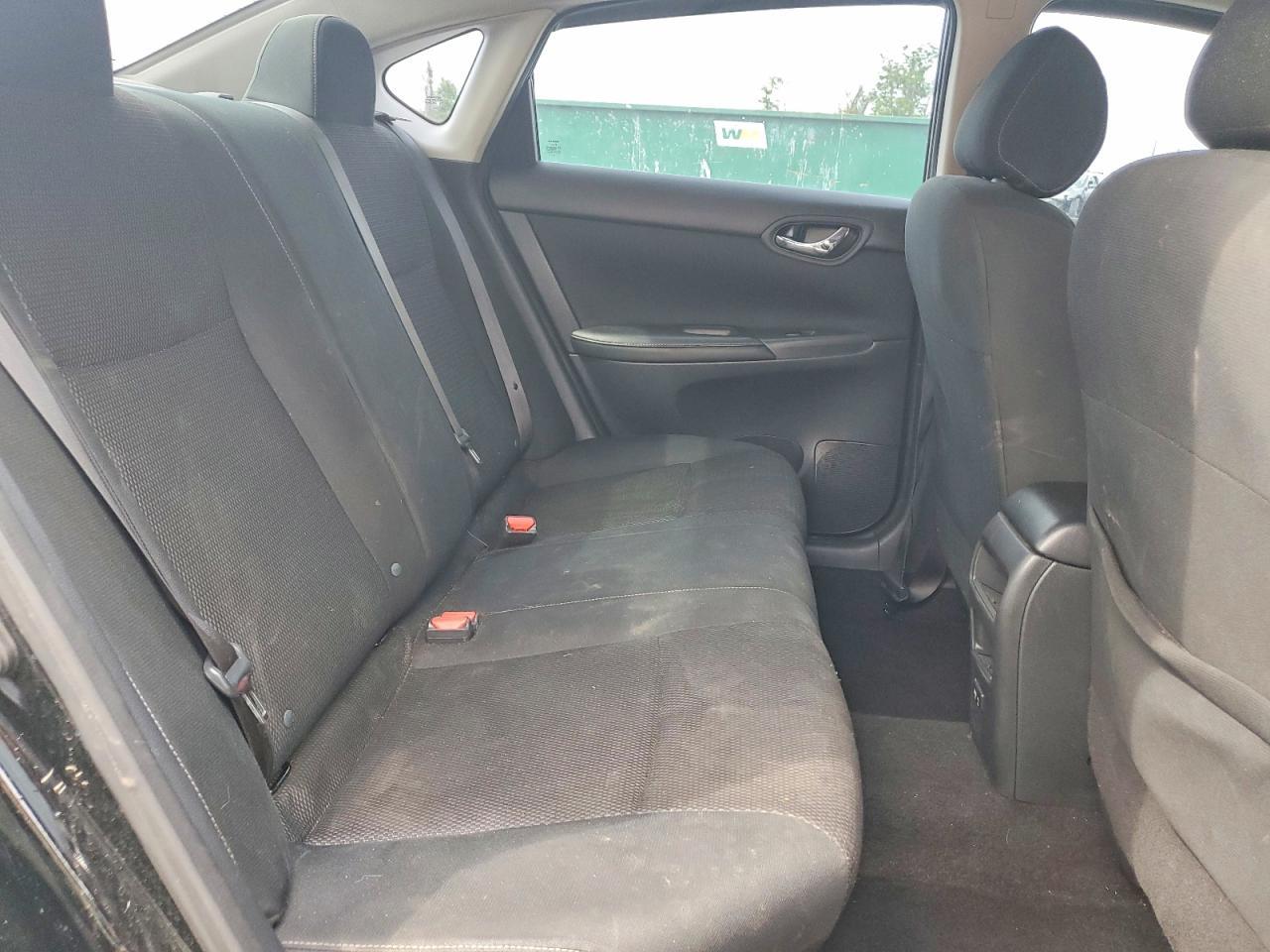 2019 Nissan Sentra S - zdjęcie 10