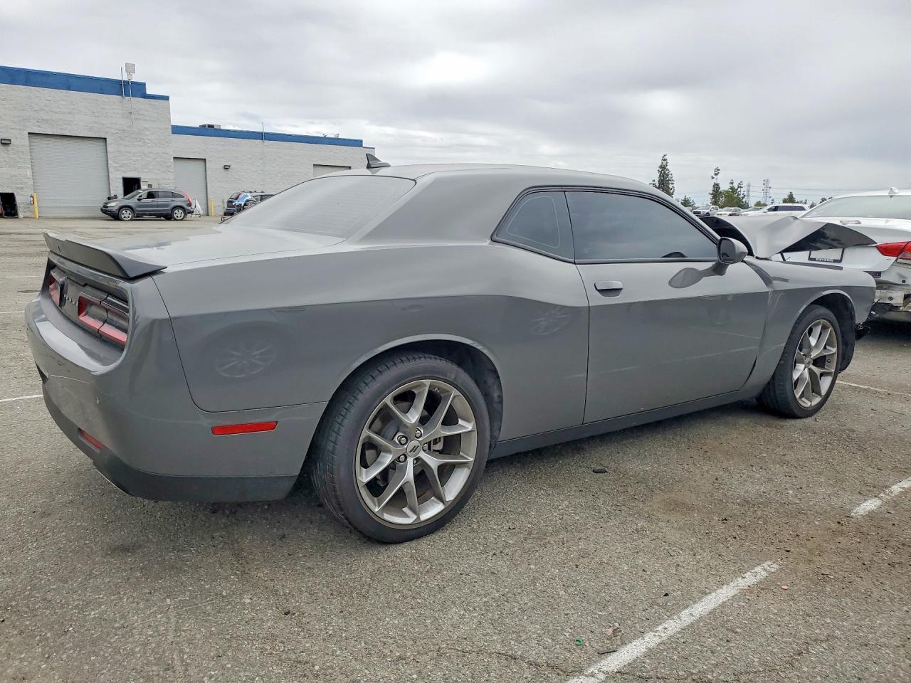 2023 Dodge Challenger Sxt - zdjęcie 3
