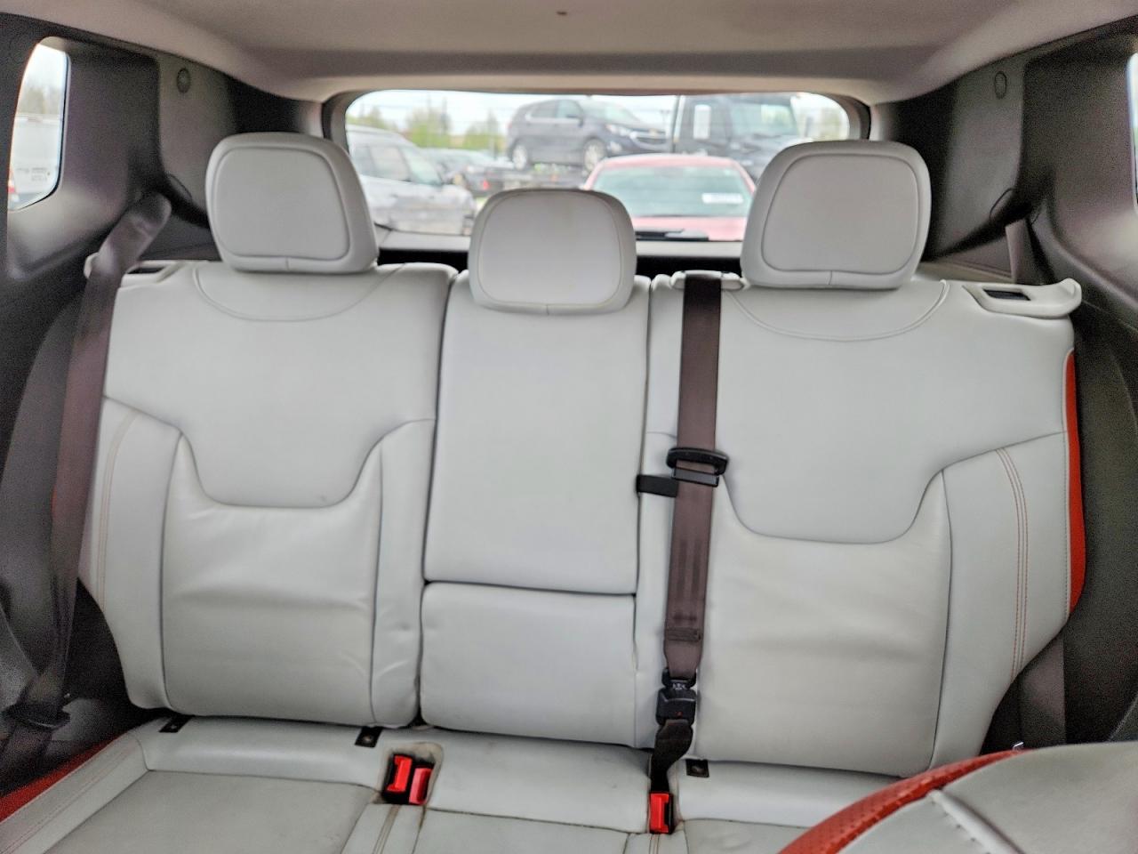 2016 Jeep Renegade Limited - zdjęcie 10