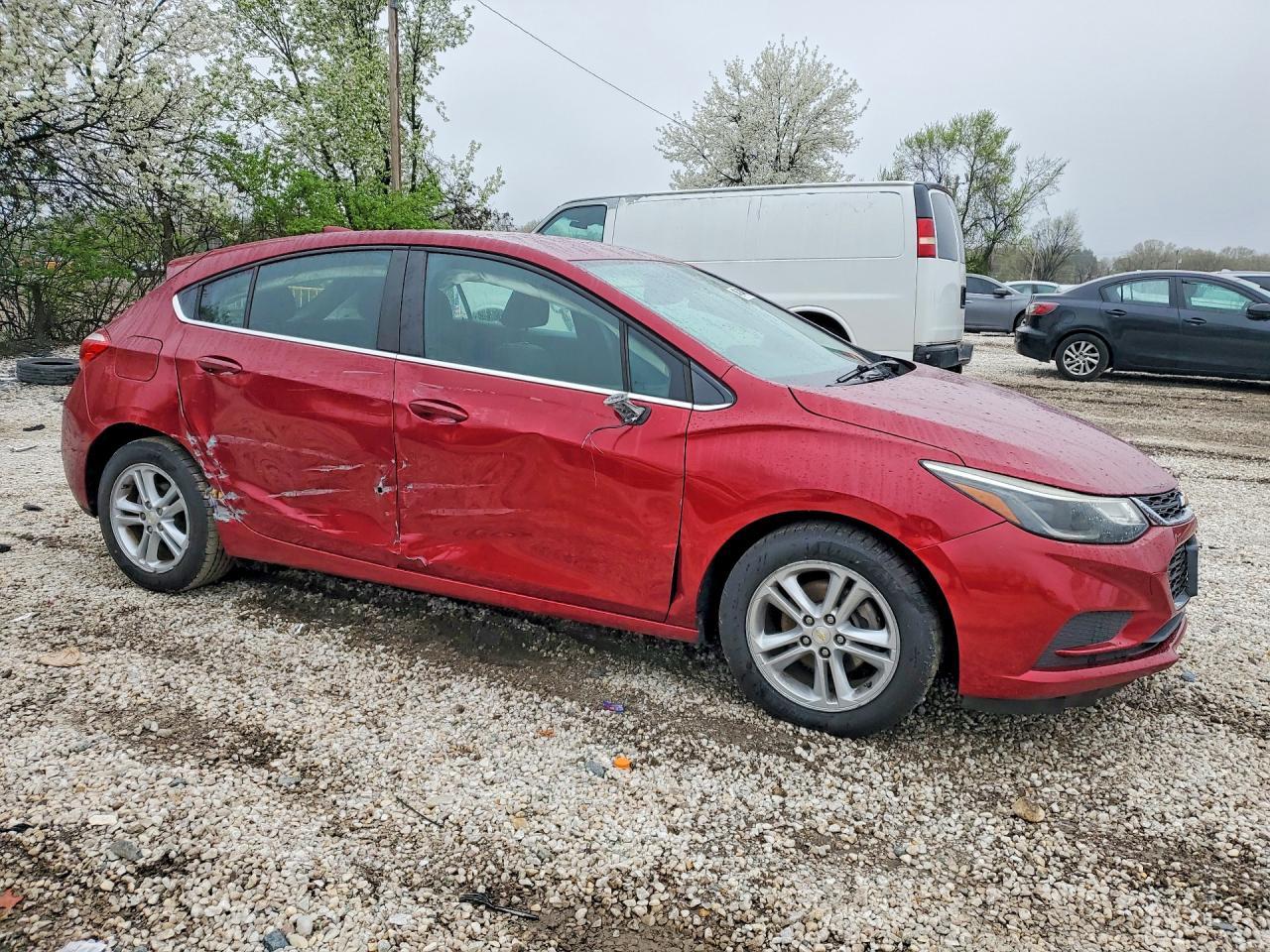 2017 Chevrolet Cruze Lt - zdjęcie 4
