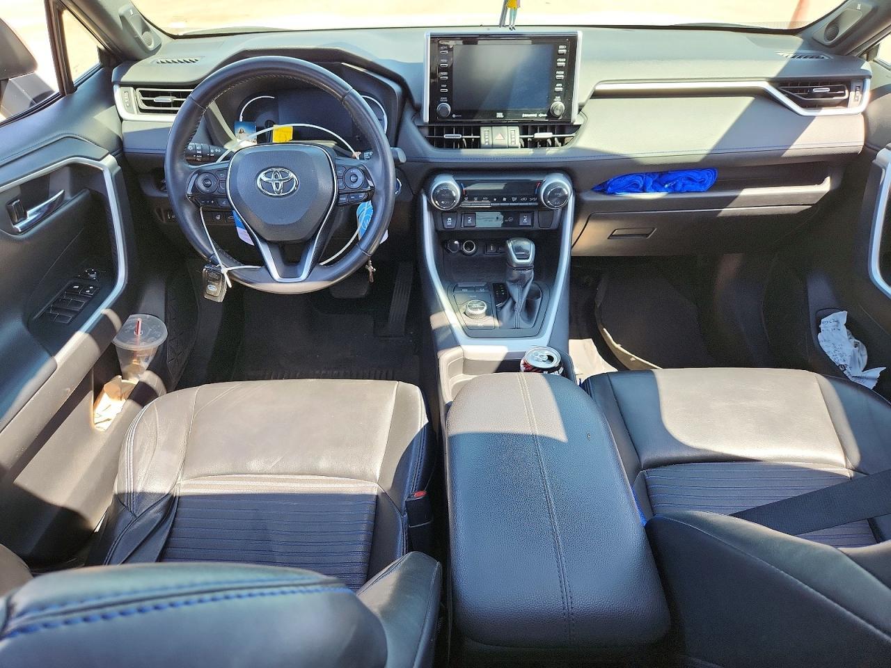 2021 Toyota Rav4 Xse - zdjęcie 8