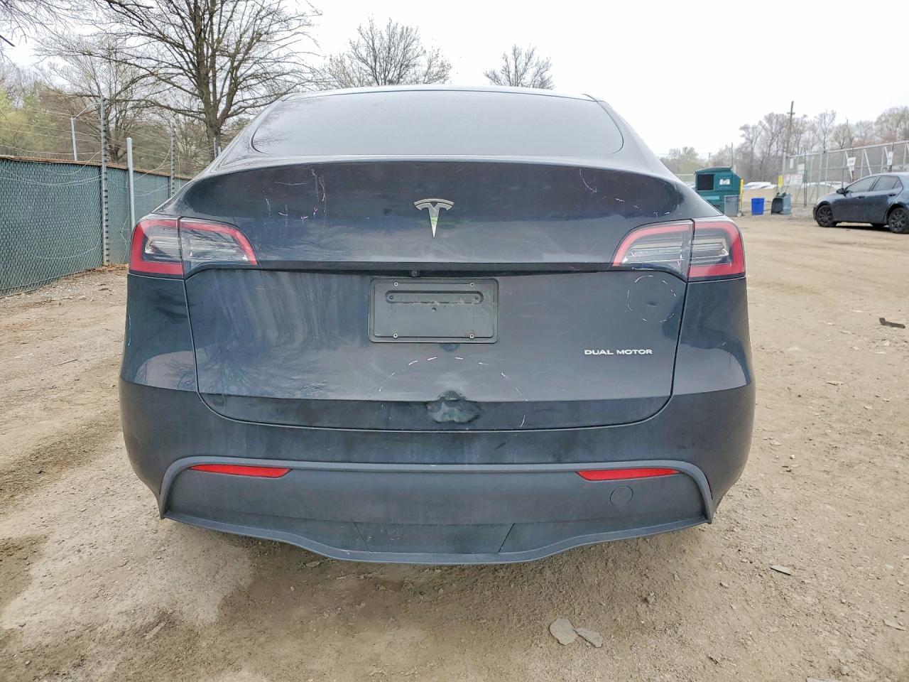 2023 Tesla Model Y - zdjęcie 6